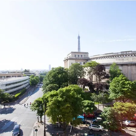 180M With Balcony - Nice View On Tour Eiffel! Lejlighed